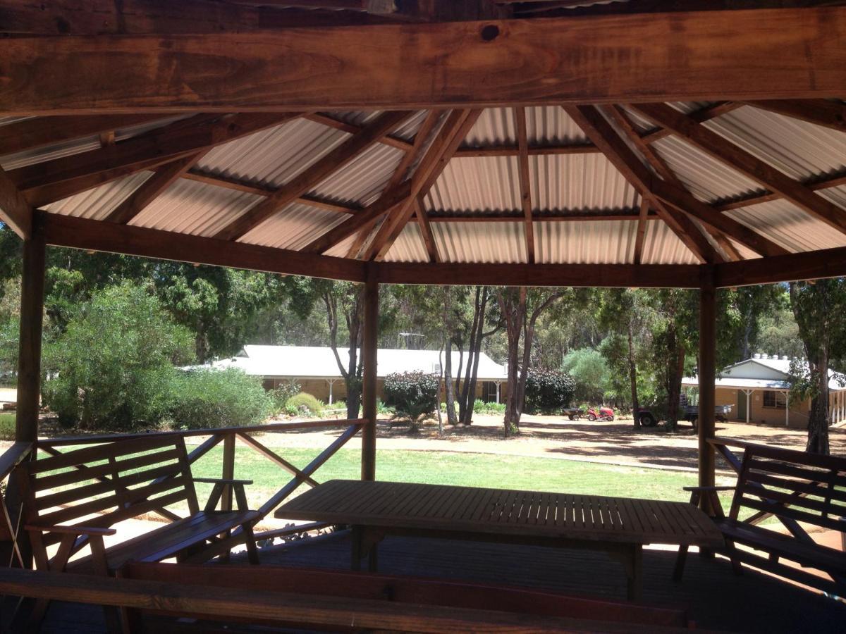 Travellers Rest Motel Mundaring Εξωτερικό φωτογραφία
